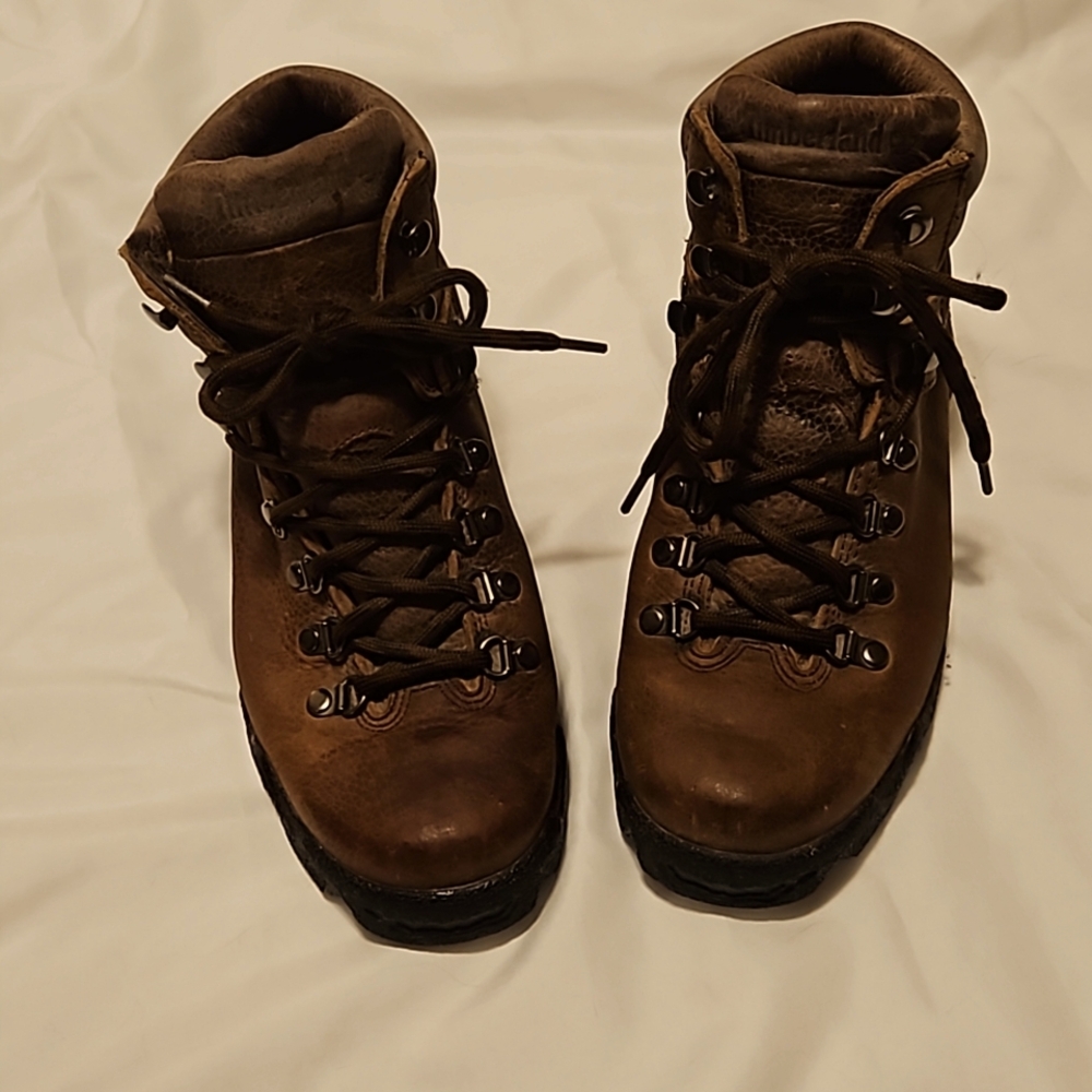 Timberland boots sz 8 In like new condition